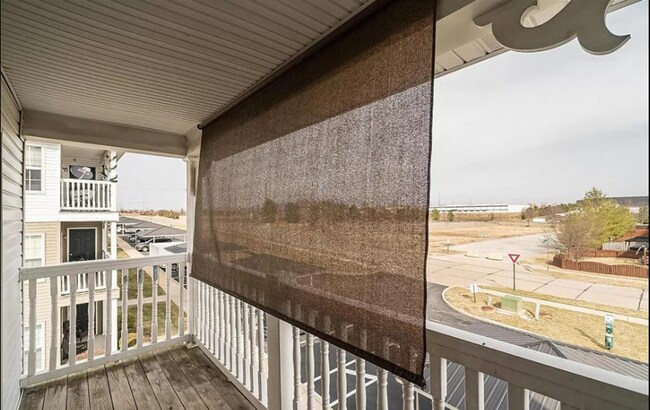 Building Photo - COMING SOON!! Beautiful 2-Bedroom, 2-Bath ...