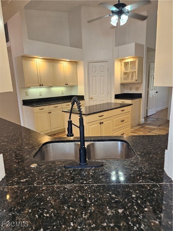 Building Photo - 713 Palmetto Ave