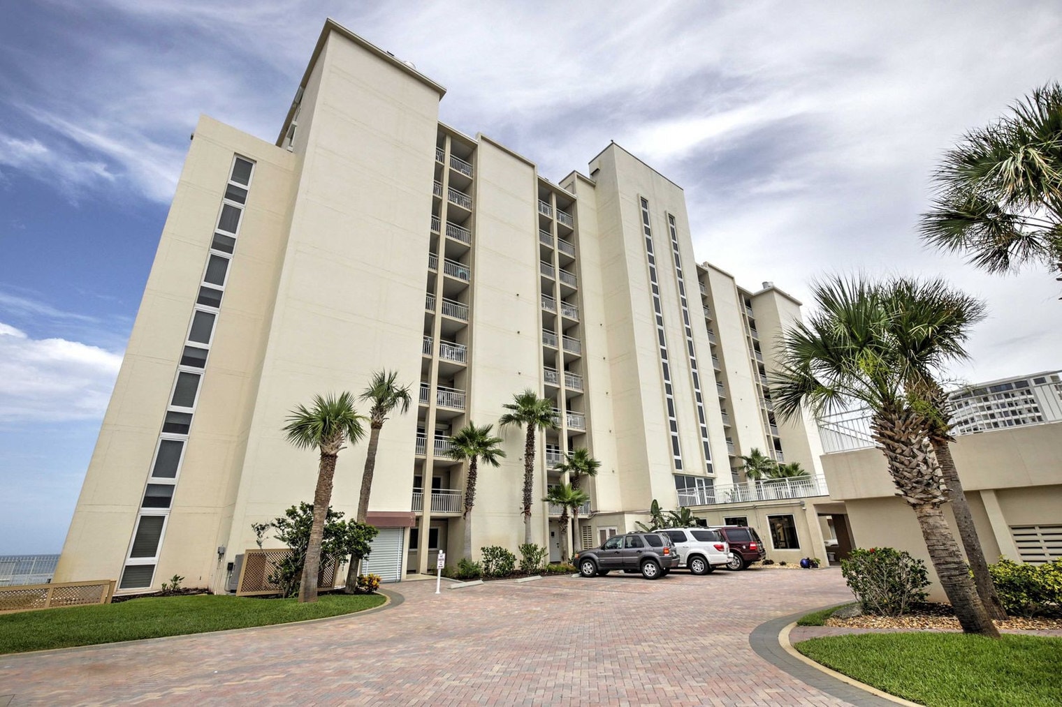 Building Photo - 3831 S Atlantic Ave