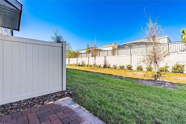 Building Photo - 16362 Bird of Paradise Ave