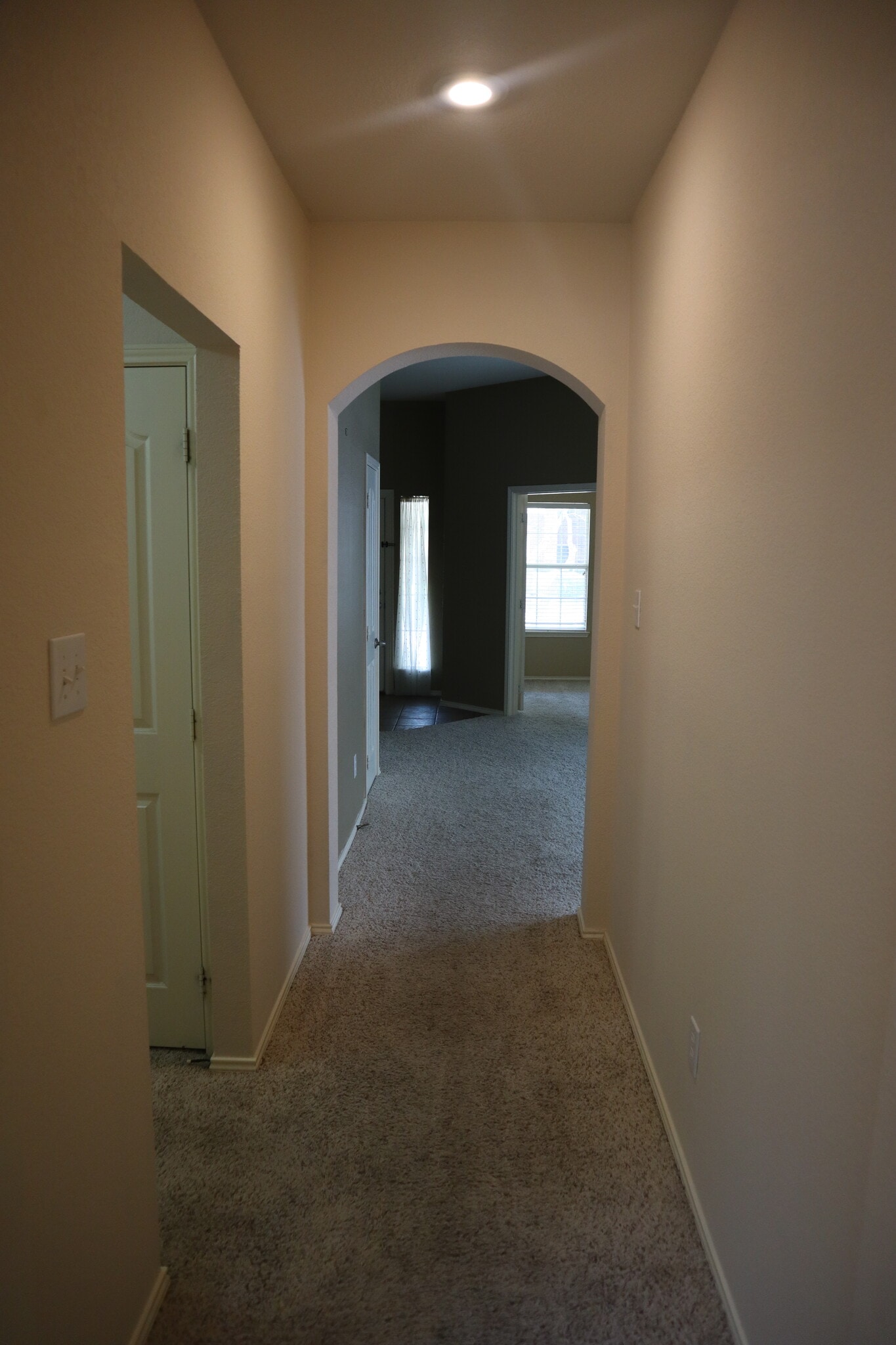 Building Photo - 1000 Warbler Ln