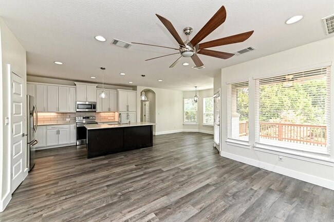 Building Photo - 2903 Davis Cove