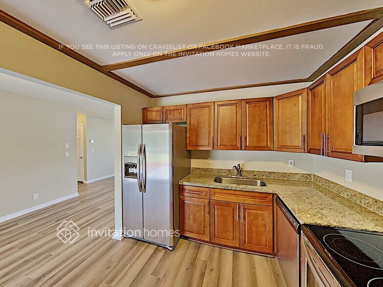 Building Photo - 9323 Southampton Pl