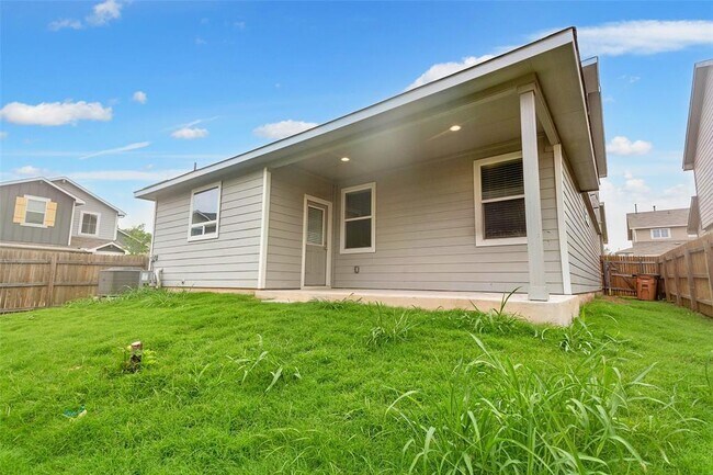 Building Photo - 1309 Anhalt Dr