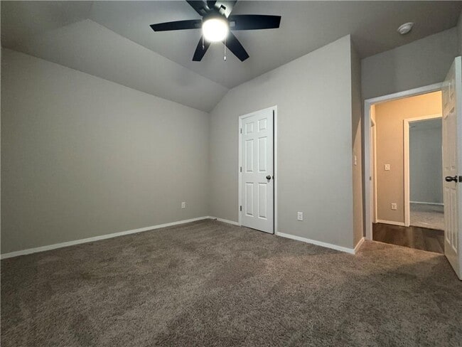 Building Photo - 3715 S 2nd Pl