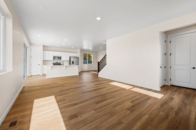 Building Photo - Newer home in Caldwell!