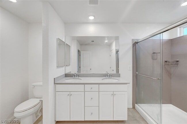 Building Photo - 8454 Vacarez Dr