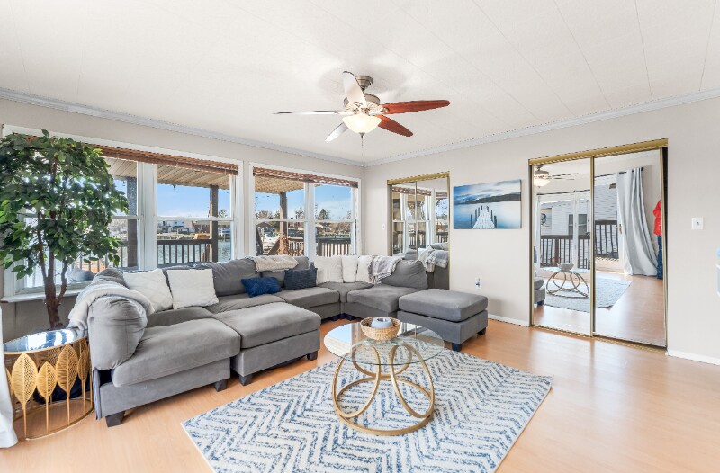 Building Photo - 505 Bayside Dr