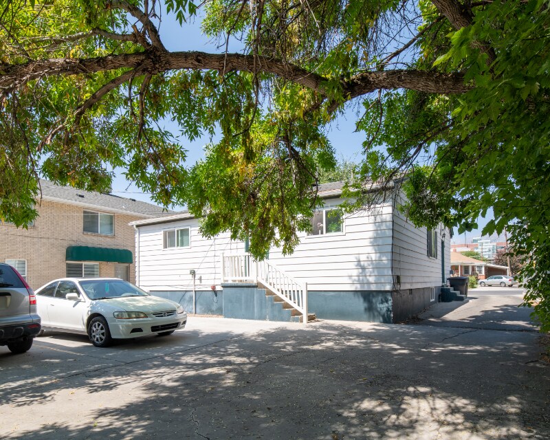 Building Photo - 544 E 600 N