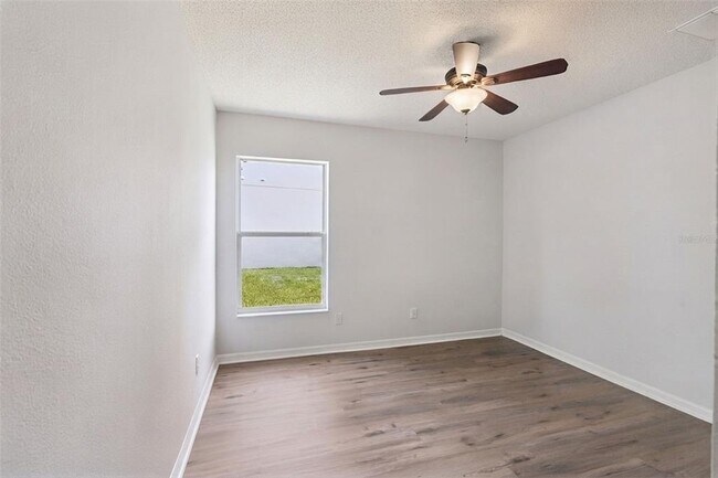 Building Photo - 622 Delancey Dr