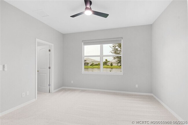 Building Photo - 10214 SW Captiva Dr