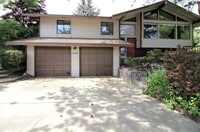 Building Photo - 4 Bed/3 Bath Richland Home w/ a Pool!