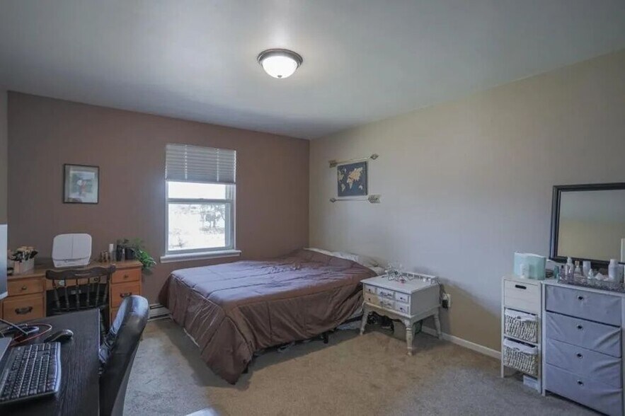 Building Photo - 536 Ross Ave