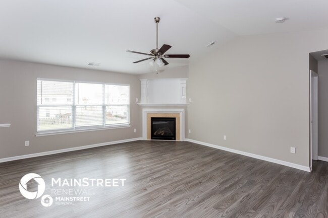 Building Photo - 7010 Dacian Ln