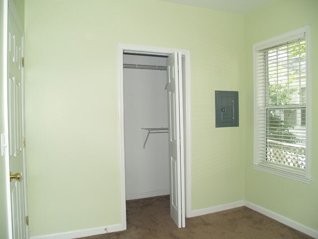 Interior Photo - Beard Street
