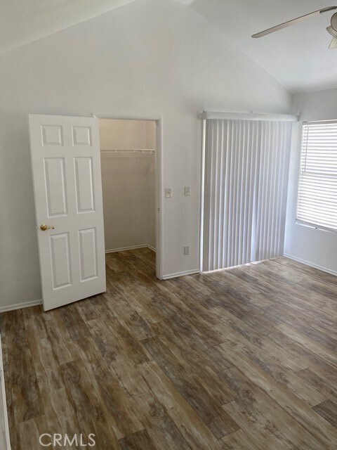 Building Photo - 27628 Powell Dr