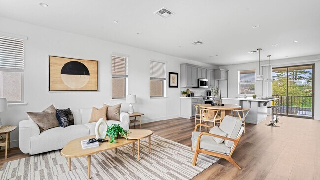 Building Photo - 2806 Chattleton Ln