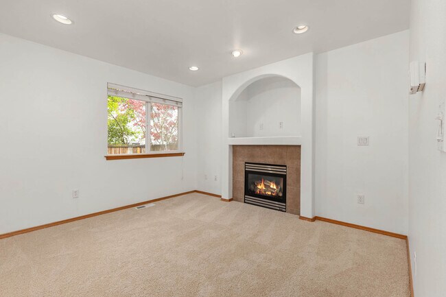 Building Photo - 13419 31st Dr SE