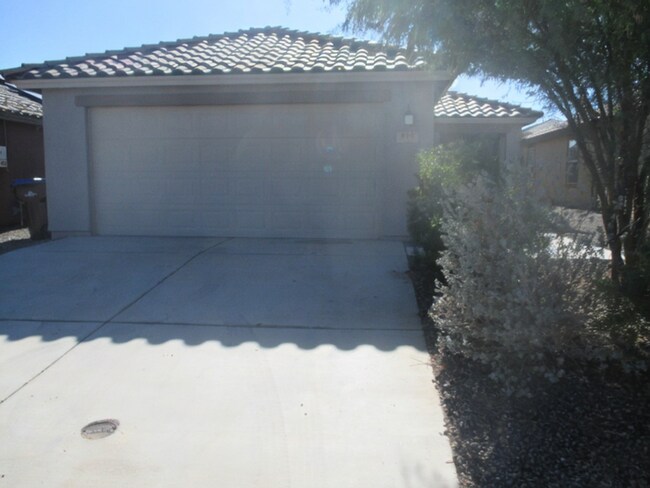 Building Photo - Bright 3BR + Fenced Yard + Community Pool Access in Rancho Sahuarita