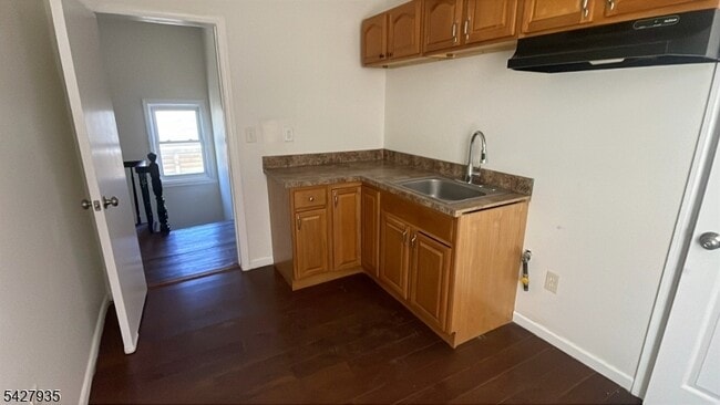 Building Photo - 120 S 7th St