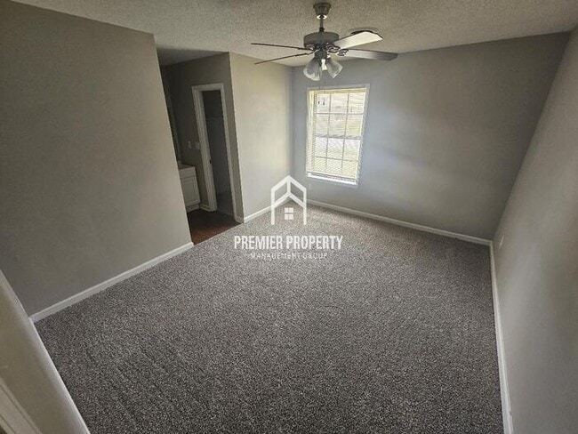 Building Photo - 6814 Greenbark Dr
