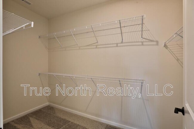 Building Photo - 1693 Zucchina Dr
