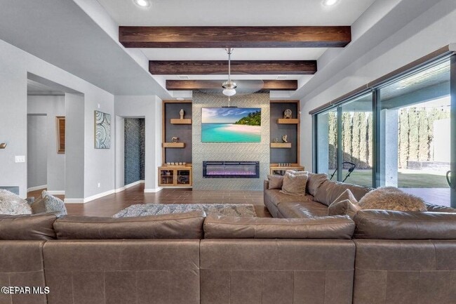 Building Photo - 12292 Fresh Water Dr