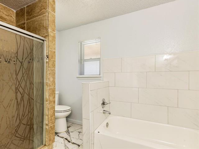 Building Photo - 4621 Riverpark Dr