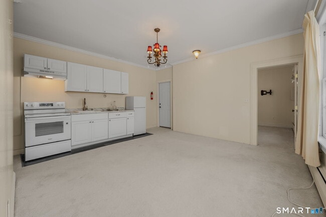 Building Photo - 9 Lyme St