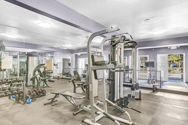 Building Photo - $500 MOVE IN SPECIAL! 2 BD, 2 BA Condo at Mission Plaza! 1000 Sq Ft w/ Great Amenities!