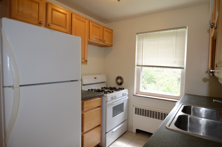 Building Photo - 3763 Marburg Ave
