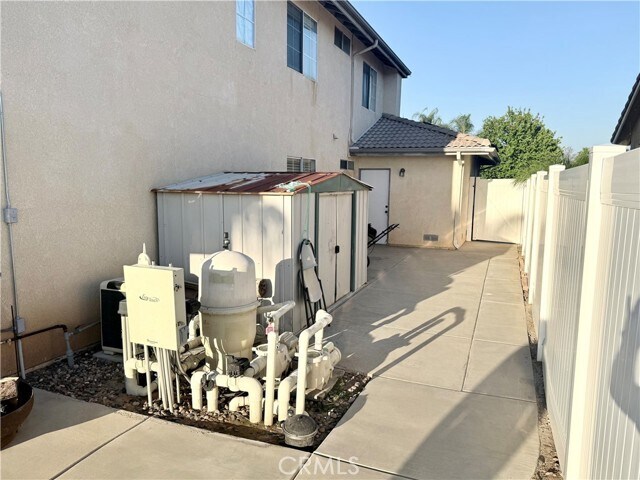 Building Photo - 26587 Alta Ave