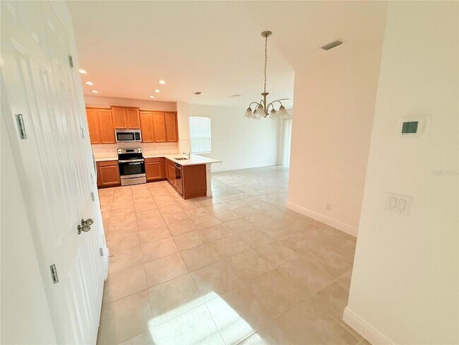 Building Photo - 5055 Tibet Ct