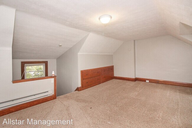 Building Photo - 4 br, 1.5 bath House - 1749 Cumberland Rd