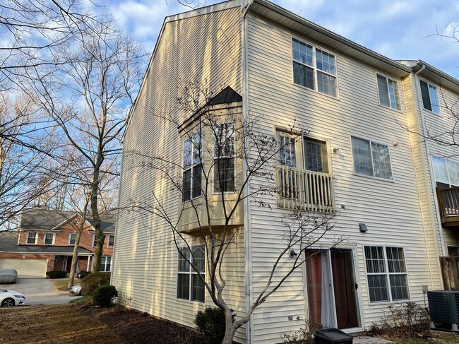 Building Photo - 3051 Lost Creek Blvd