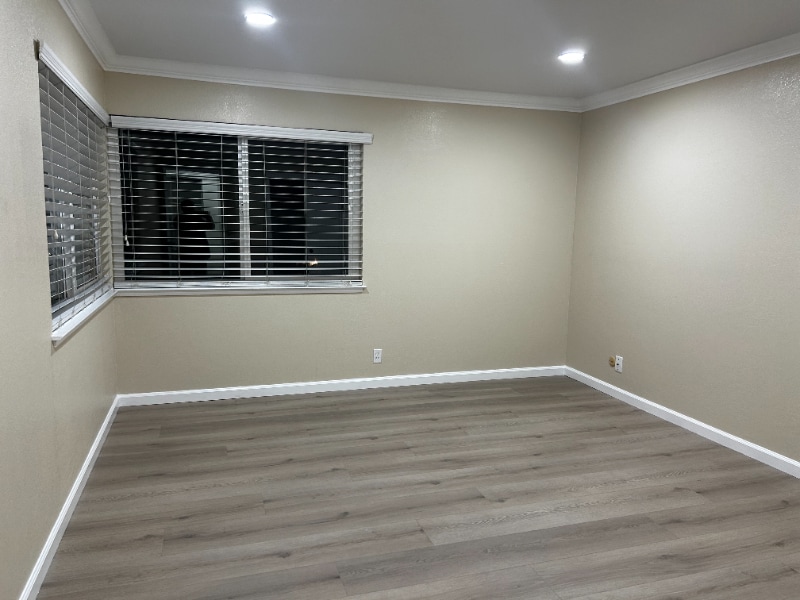 Building Photo - 674 Kirkland Dr