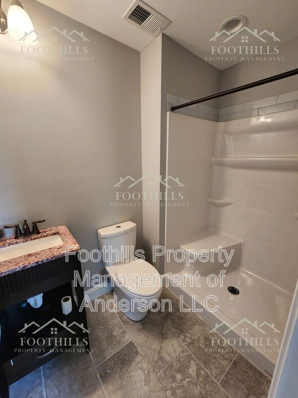 Building Photo - 128 Hudgins Lake Rd