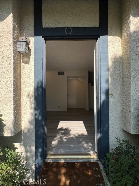 Building Photo - 709 W Duarte Rd