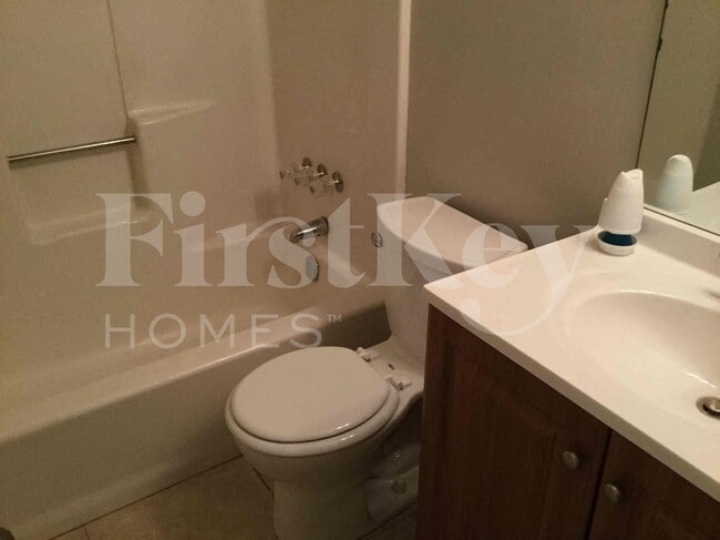 Building Photo - 3844 Chimney Stone Ct