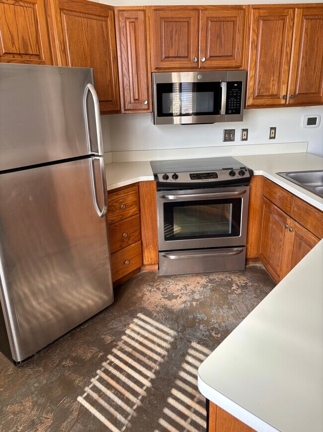 Building Photo - Praetorian Building