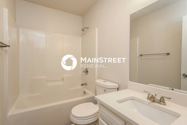 Building Photo - 3 Bedroom Pet-Friendly Home in THOMASVILLE...