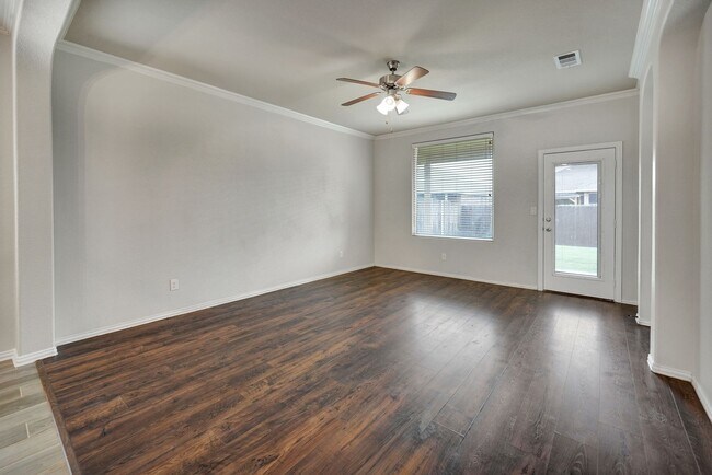 Building Photo - 6711 Hall of Fame Blvd