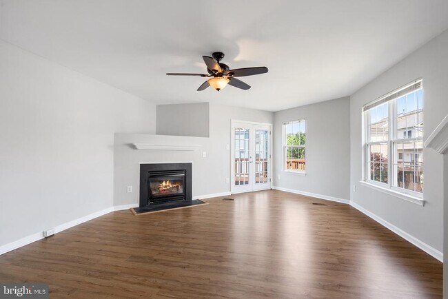 Building Photo - 26091 Lands End Dr