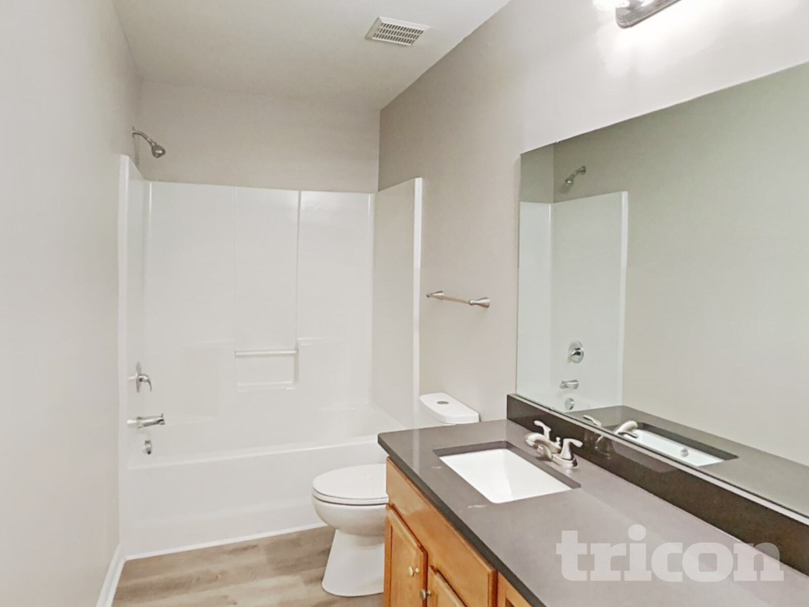 Building Photo - 713 Southridge Dr
