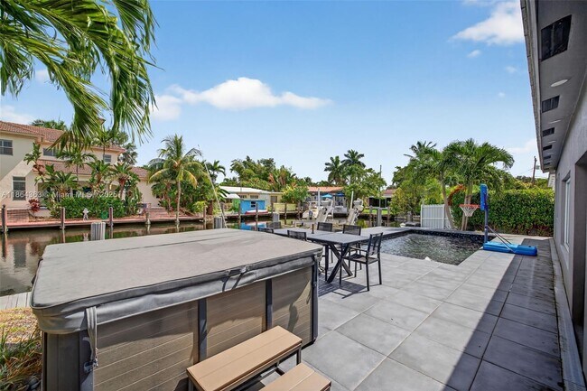 Building Photo - 1009 Tangelo Isle