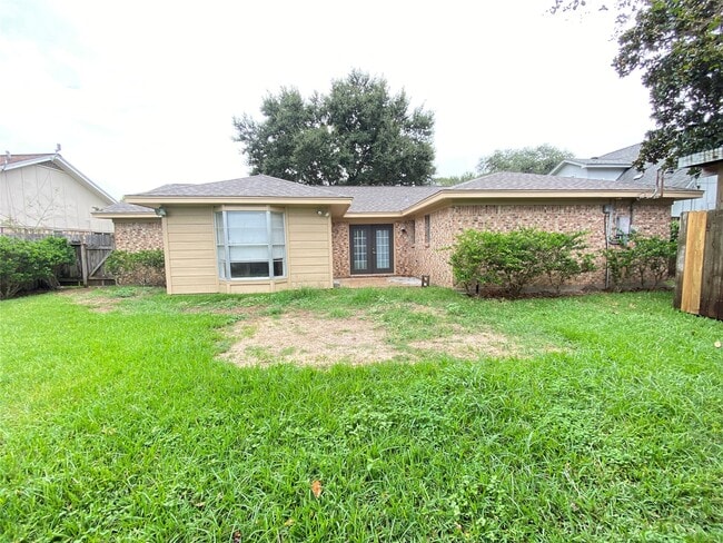 Building Photo - 2233 Ripple Creek Dr