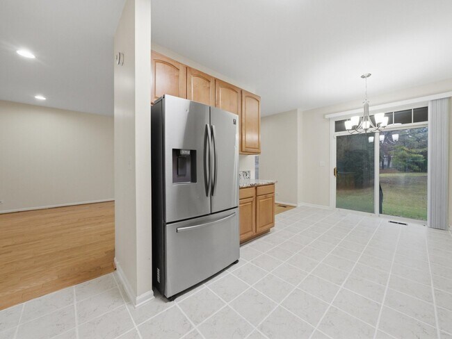 Building Photo - 399 Pine Lake Cir