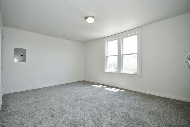 Building Photo - 904 Punta Gorda Ave