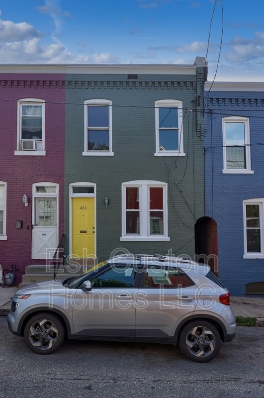 Building Photo - 464 Lafayette St
