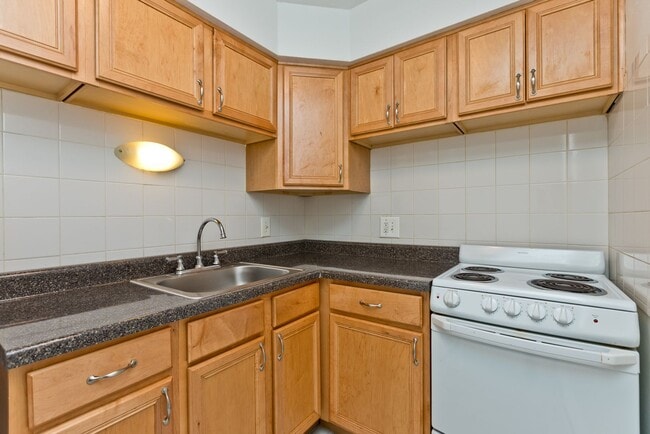 Building Photo - Catalpa Vista Apartments